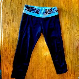 90 Degree by Reflex Active Life Capris. Size Medium